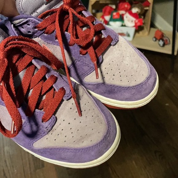 6M plum Dunks - Picture 6 of 6